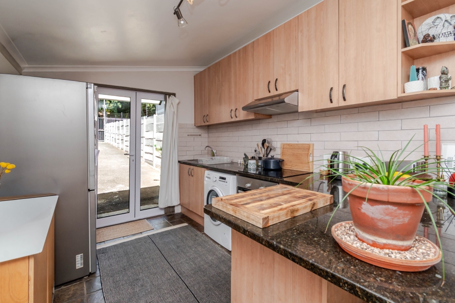 0 Bedroom Property for Sale in Vredehoek Western Cape